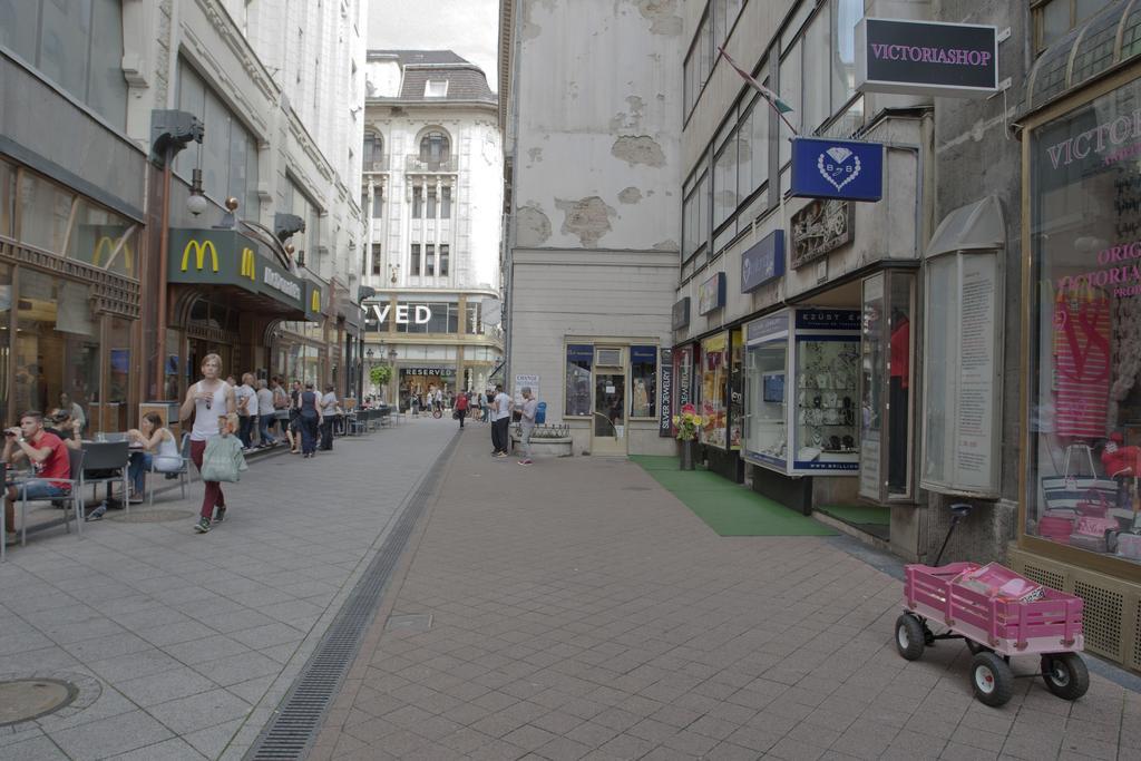 Gloria Apartment Budapeşte Oda fotoğraf
